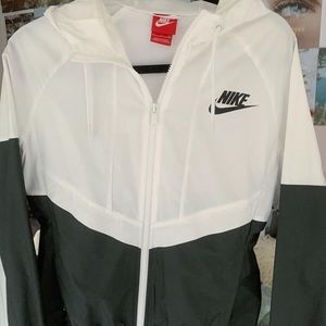 Nike windbreaker